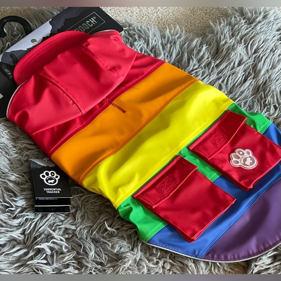 Canada Pooch Rainbow/Pride Torrential Tracker Dog 18” Rain Jacket - Picture 2 of 8